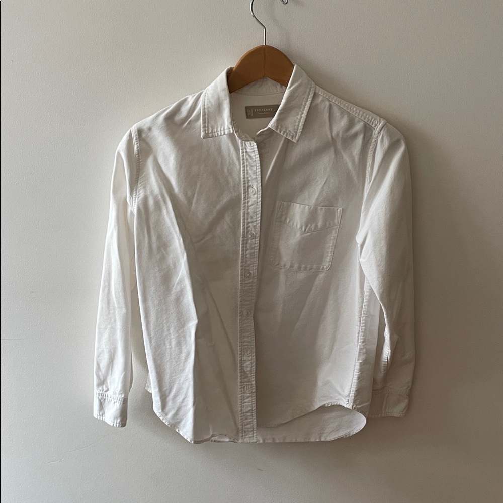 Everlane White Casual Button-Down Shirt